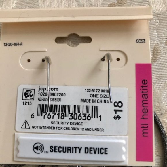 BOLD Elements Earrings NEW - Picture 2 of 2